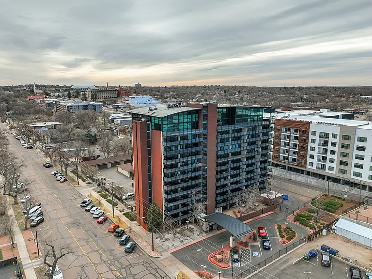 417 E Kiowa St #203 — Photo 23