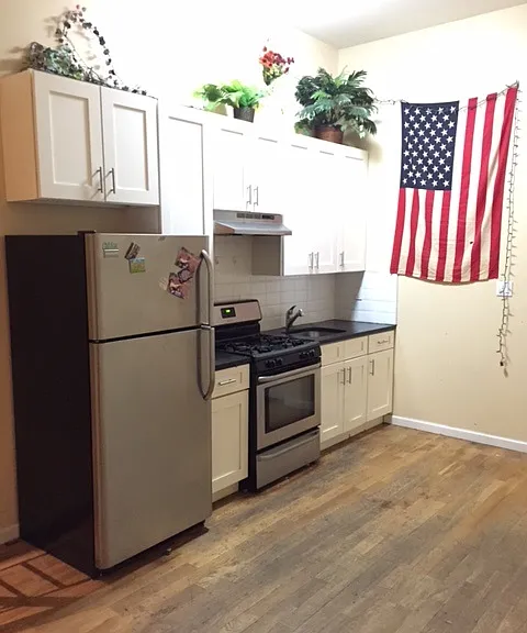 213 Himrod St #1F — Photo 1