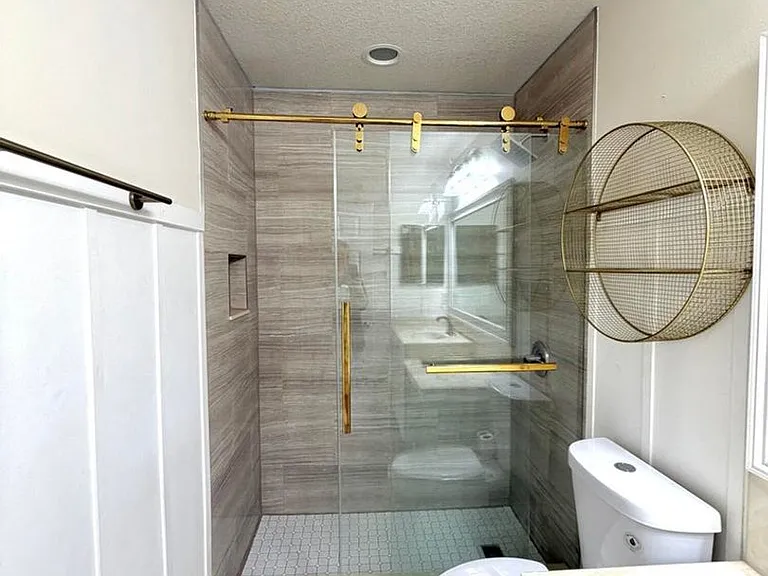104 Crete Ct — Photo 14