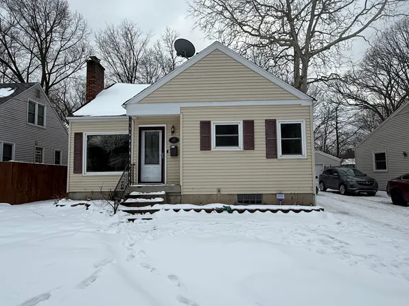 2637 Jefferson Dr SE, Grand Rapids, MI 49507