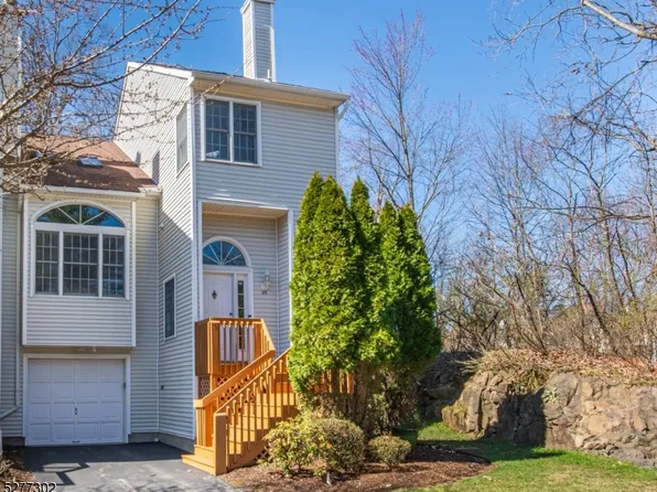 25 Kevin Rd, Lincoln Park Boro, NJ 07035