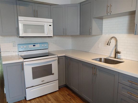 4th image of 6580 Santona St #A22