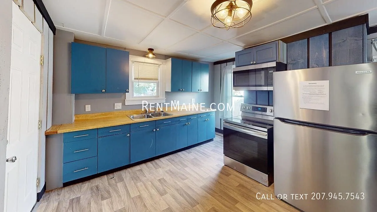 3 bed, 1063 sqft, $1,575 — Photo 1