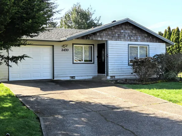 2470 SW Fairway Cir, Waldport, OR 97394