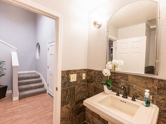 3rd image of 7427 Tulare Hill Dr