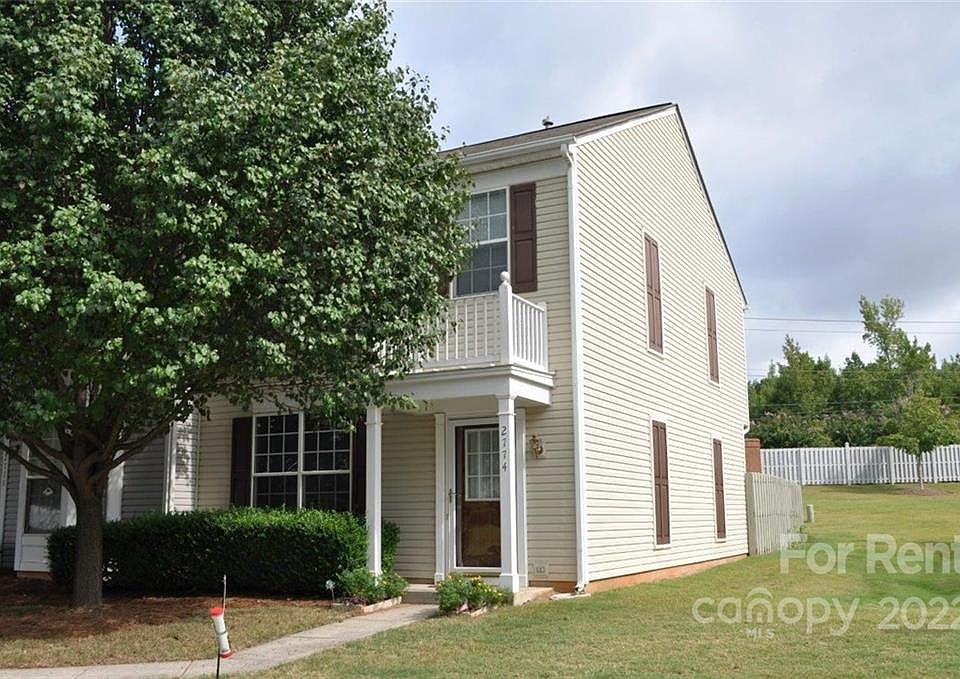 1st image of 2774 Thornbush Ct