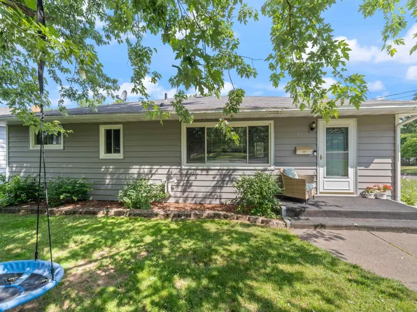 37 E Redwing St, Duluth, MN 55803