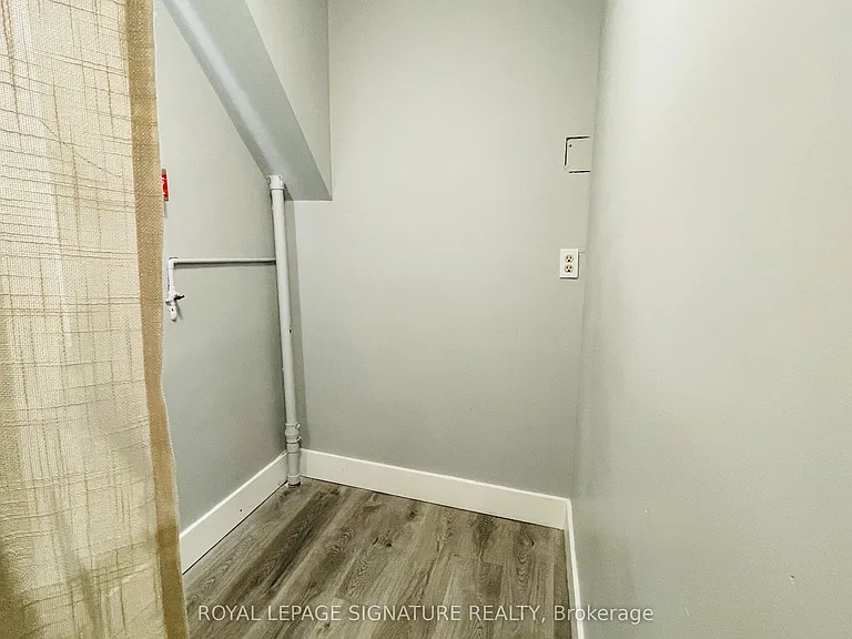 1100 Oxford St #75 — Photo 7