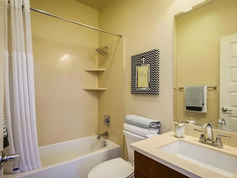 2830 Alvarado Ave — Photo 11