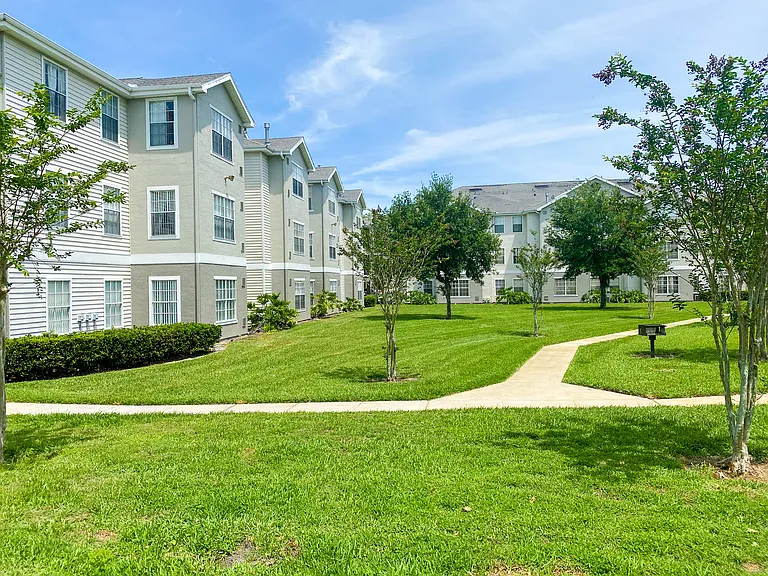 Magnolia Pointe Apartments — Photo 7