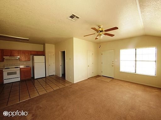 3rd image of 5208 Daybreak Dr