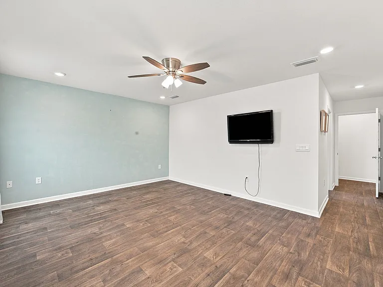 14709 Dalton Cir — Photo 10