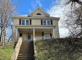 1220 15th St, Moline, IL 61265