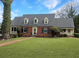 186 Hawthorne Dr, Danville, VA 24541