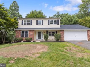 1220 Fitzwatertown Rd, Abington, PA 19001
