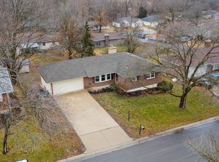 1468 S El Chaparral Ave, Columbia, MO 65201