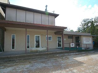 113 W South Main St, Flatonia, TX 78941