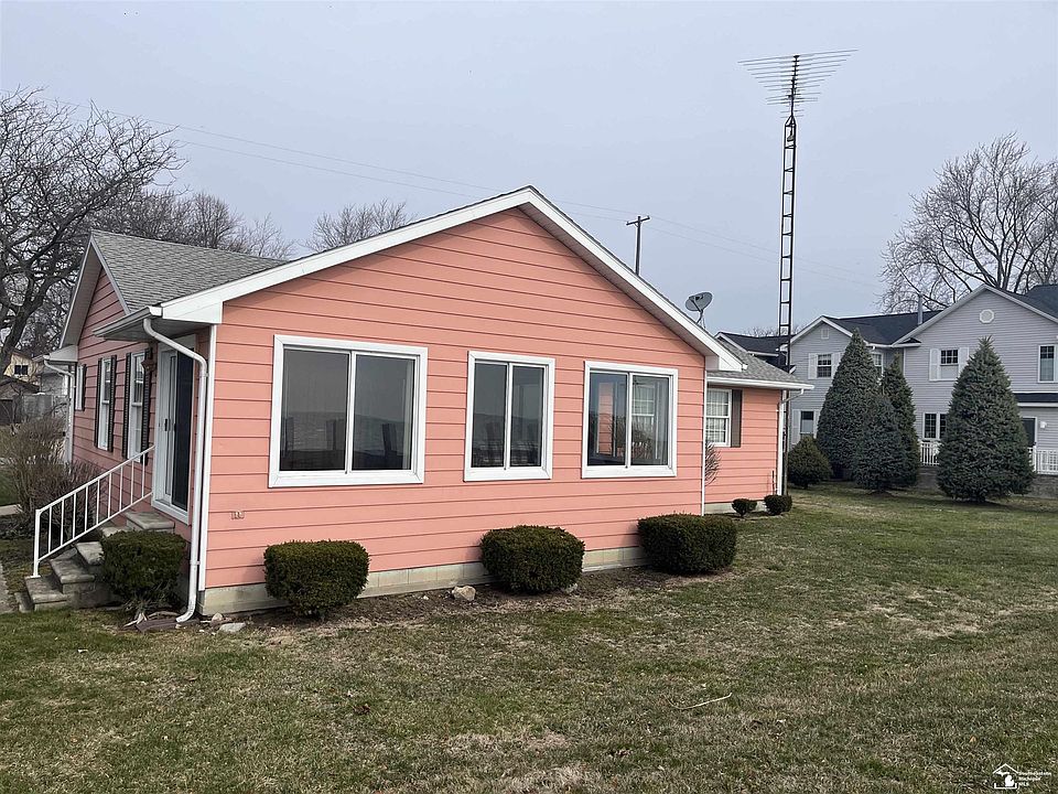1st image of 13500 Venetian Dr