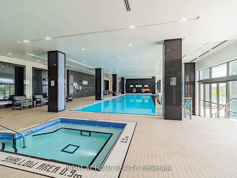 15 Zorra St #901 — Photo 32