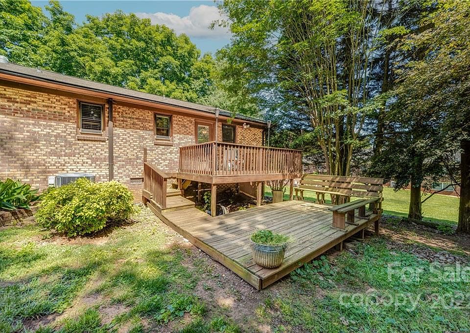 1401 Arden Dr, Lincolnton, NC 28092 Zillow