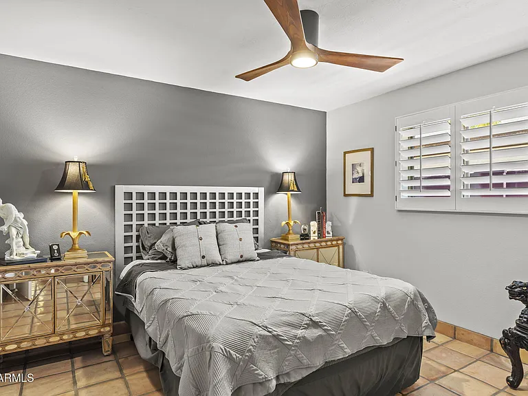 4002 E Alan Ln — Photo 28