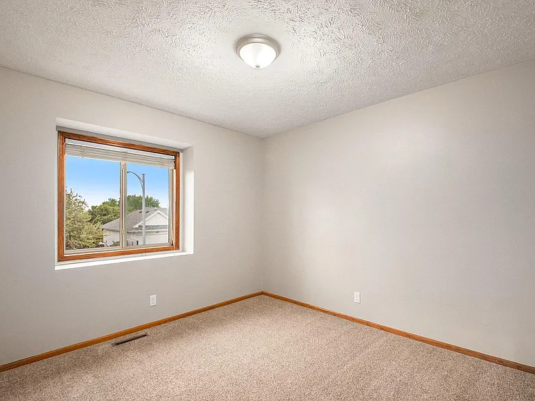 13568 Margo St — Photo 5