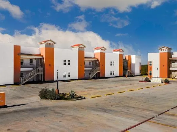 118 Grass Valley Rd #109, Eagle Pass, TX 78852