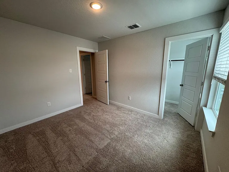 5935 W Hausman Rd — Photo 16