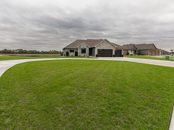2nd image of 2715 Shoreline Dr W
