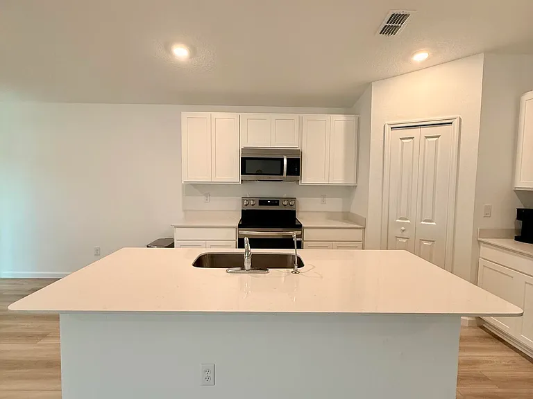 10855 Drogba Dr — Photo 7