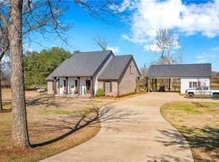 462 Riverview Dr, Natchitoches, LA 71456