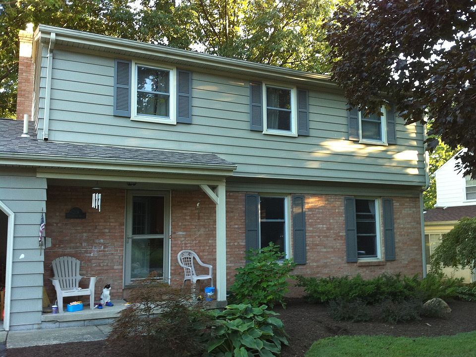 2nd image of 219 Ridgewood Dr