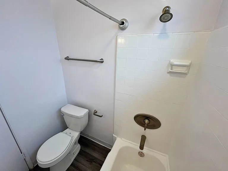1275 Federal Ave — Photo 18