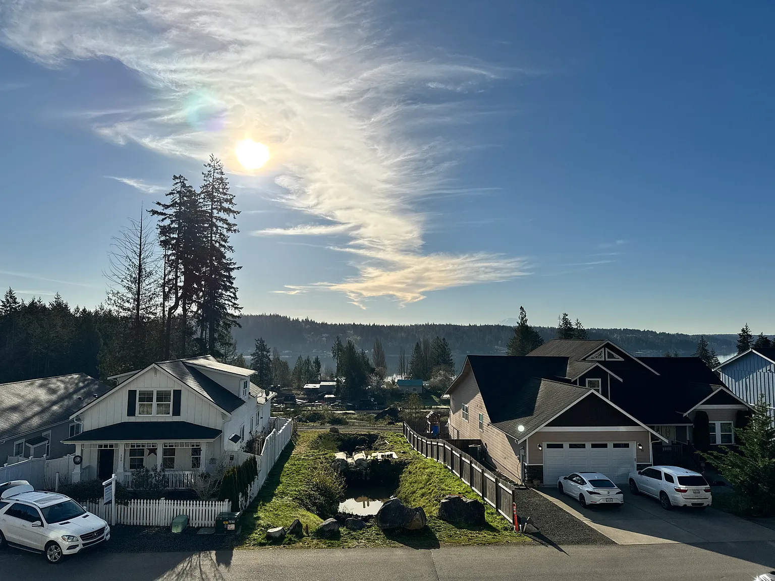 3 bed, 1898 sqft, $2,950 — Photo 3