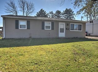 2829 E Cardinal Dr, Decatur, IL 62526