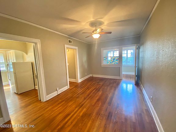 5th image of 1504 McDuff Ave S #3
