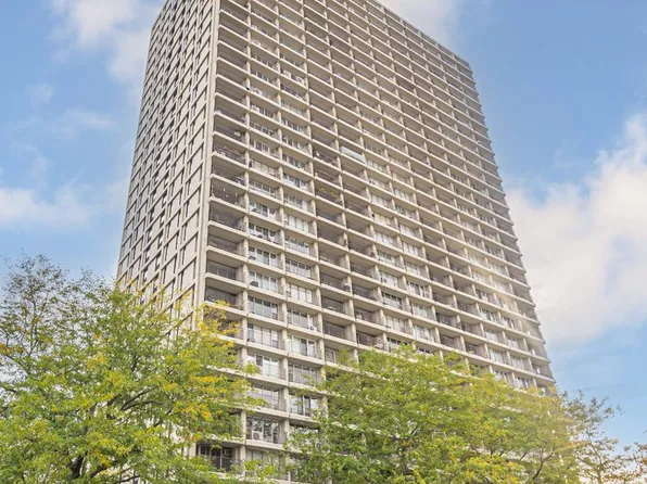 1960 N Lincoln Park W APT 910, Chicago, IL 60614