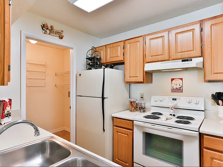 Kitchen-Sherwood Classic