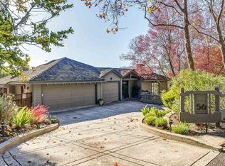 56 Via Floreado, Orinda, CA 94563