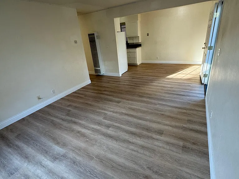 2237 Roosevelt Ave #1 — Photo 8