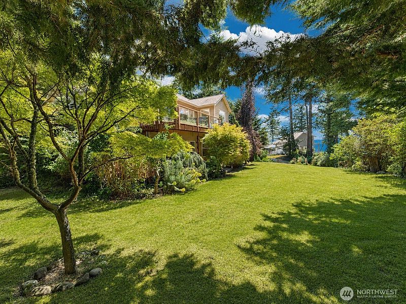 2nd image of 79 G  Mukilteo Way