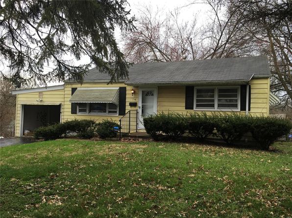1546 Kappel Dr, Saint Louis, MO 63136