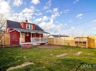 255 Prospect St, Ishpeming, MI 49849