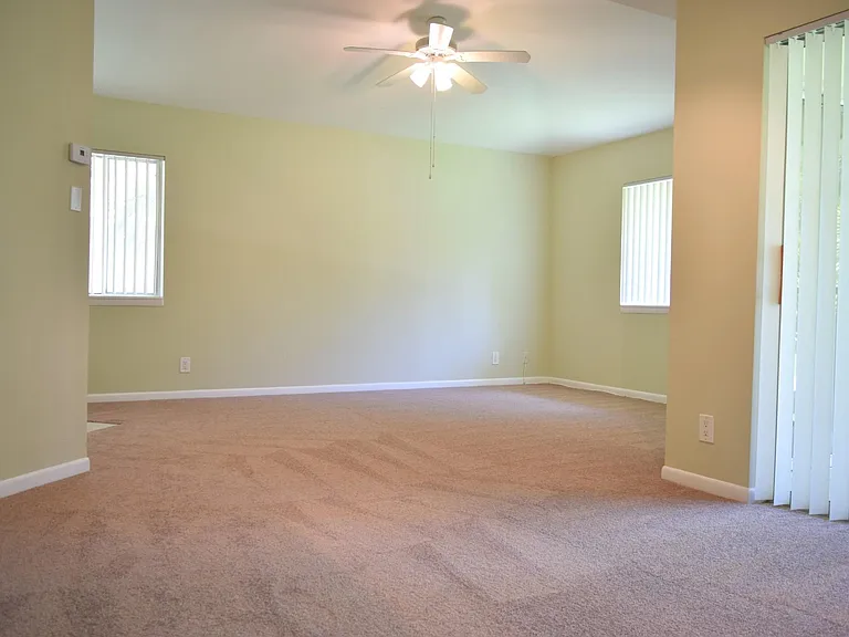 6540 Chasewood Dr #H — Photo 8