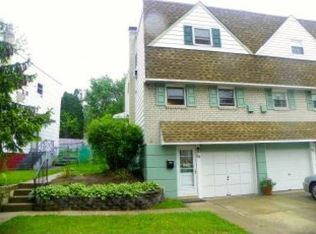 1734 N Hills Dr, Norristown, PA 19401