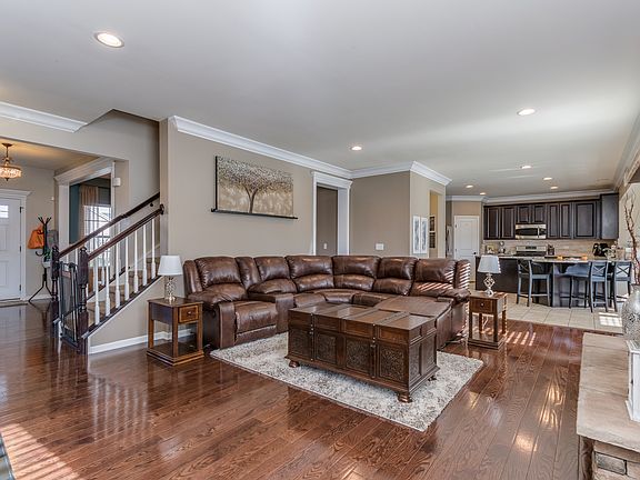 2nd image of 26818 Basswood Cir