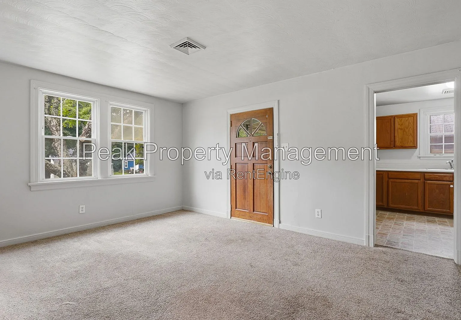 2 bed, 1.0 bath, 863 sqft, $1,525 — Photo 3