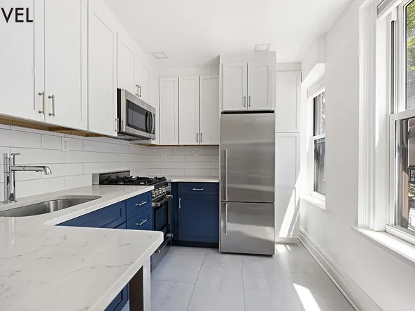 200 West 108th Street 2E image 2 of 10