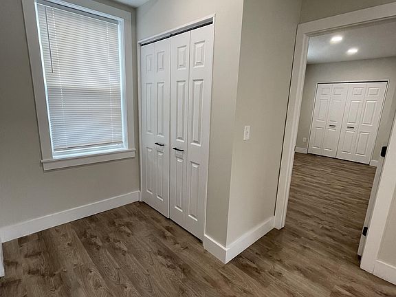 5th image of 106 N Main St #2