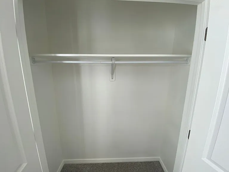 738 N 150 E — Photo 10